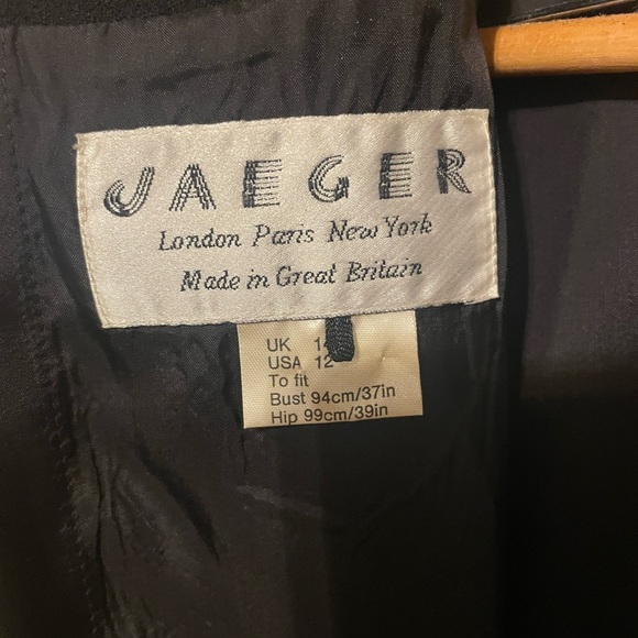 🇬🇧 Jaeger Black 💯 Wool Dress Size 12 🇬🇧 - Picture 5 of 7